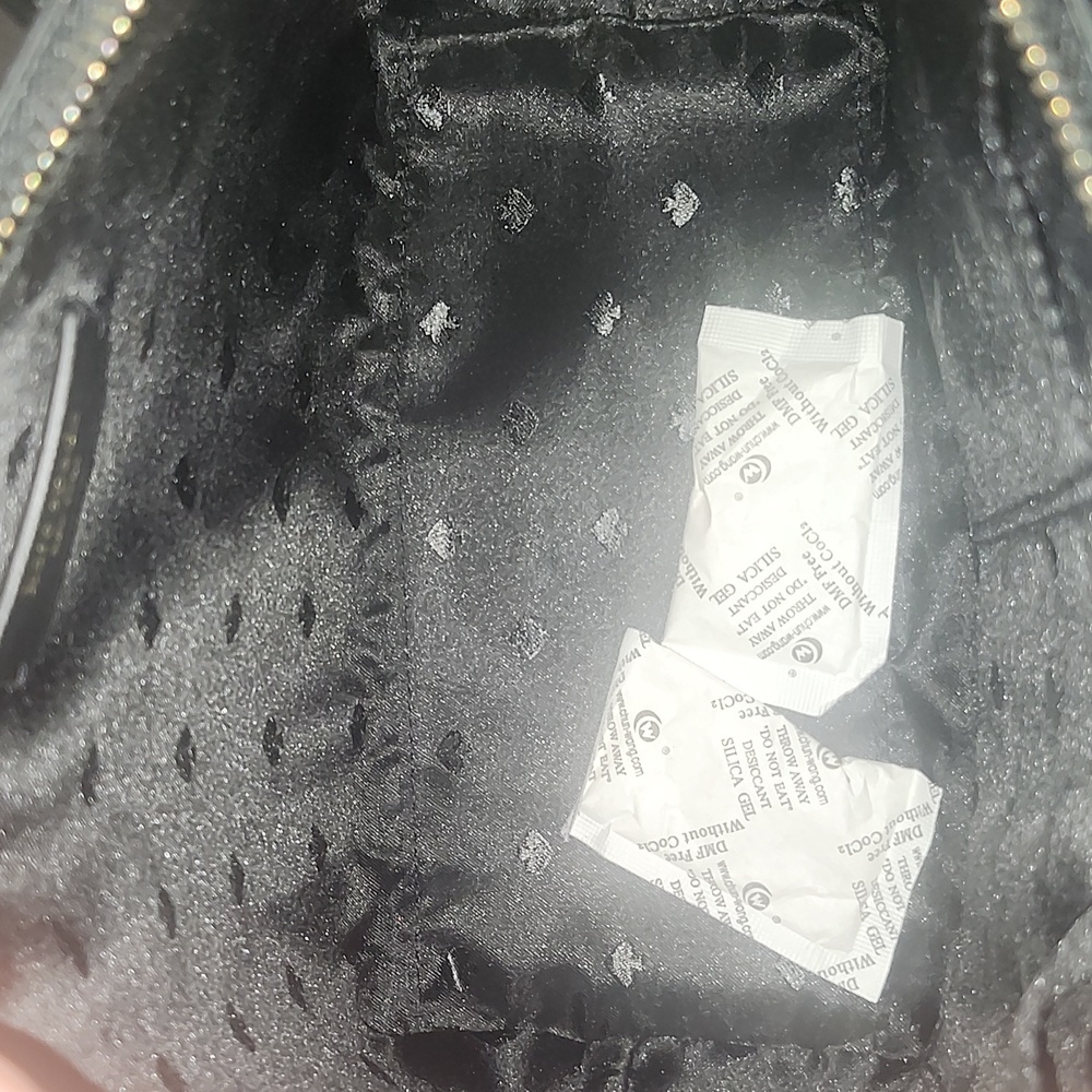 Kate Spade Joeley Black Glimmer Small Satchel and Cardholder - Picture 9 of 13